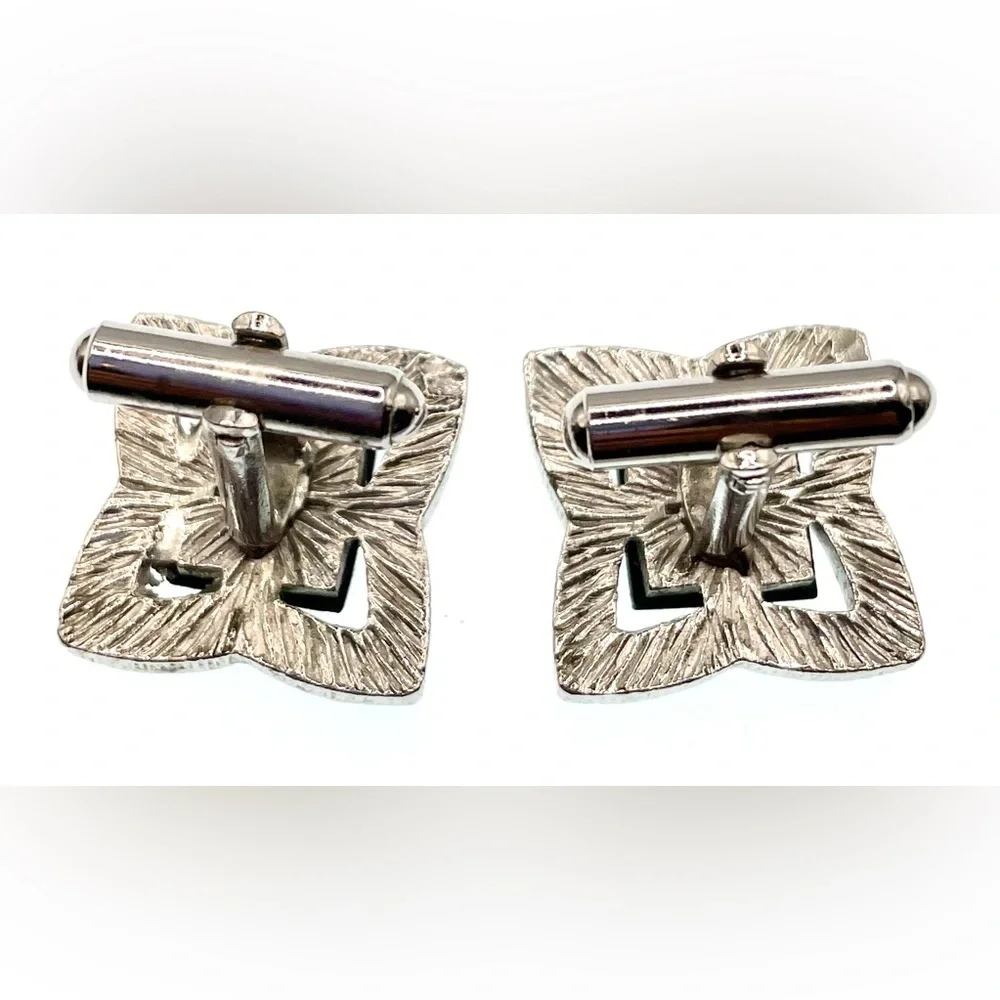 3 got $30 Vintage Textured Silver Tone Cufflinks Shiny Black Center Gem